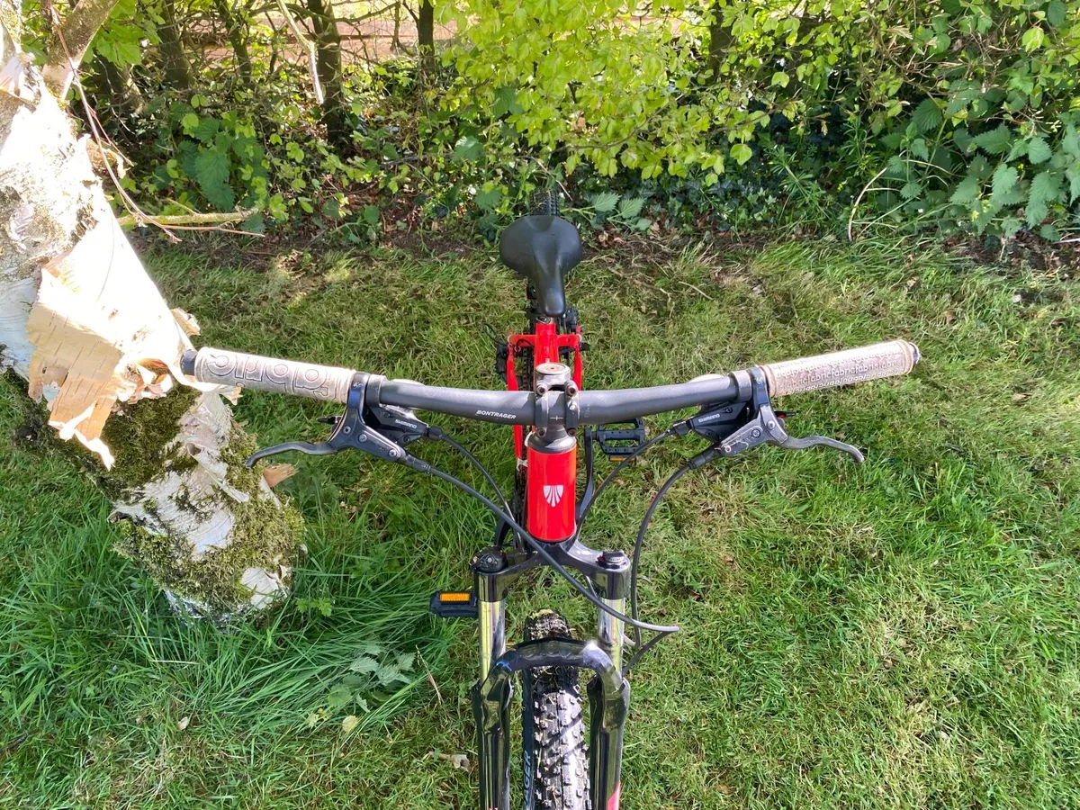 Trek Marlin 5 Mountain Bike - Image 3