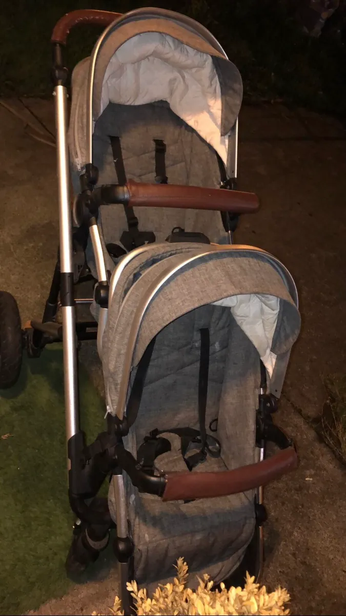 Double pram - Image 1