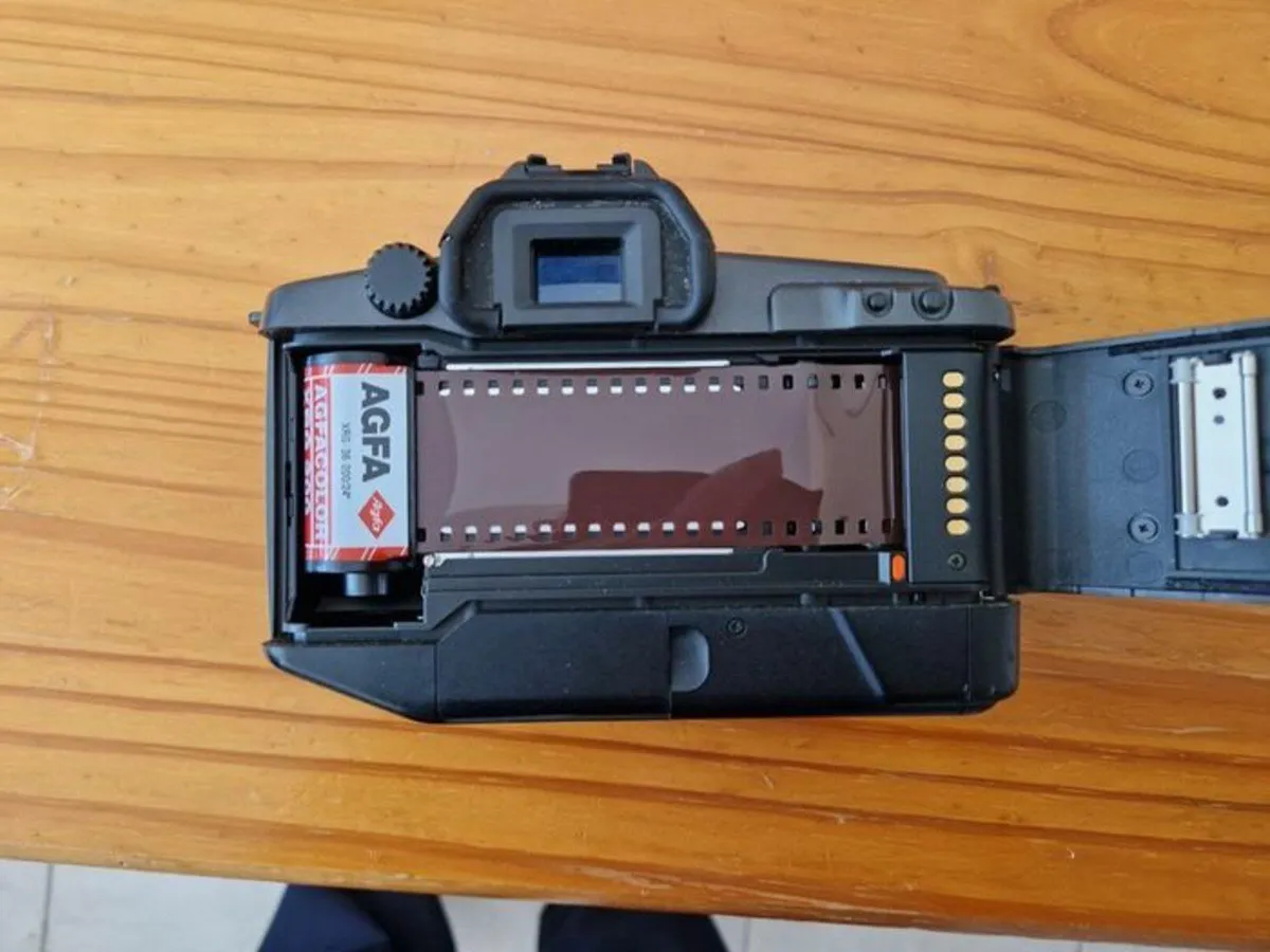 Canon Eos 600 Camera, in excellent condition - Image 2