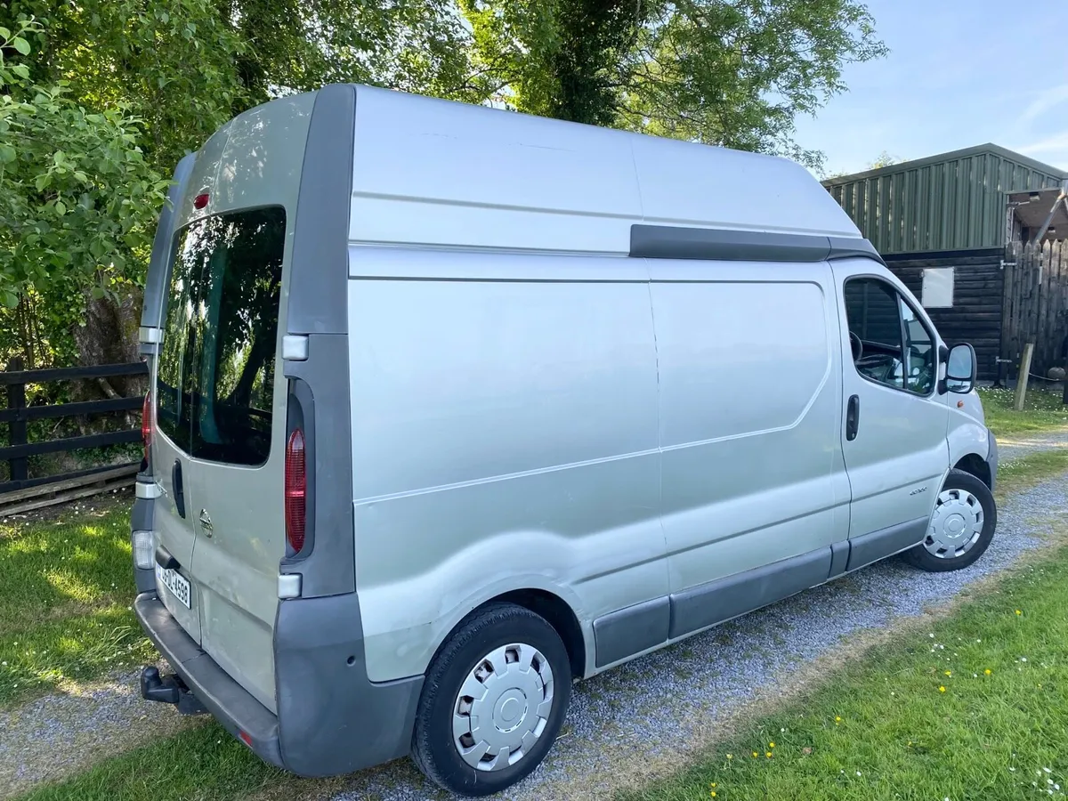 2006 High Roof Nissan Primastar - Image 3