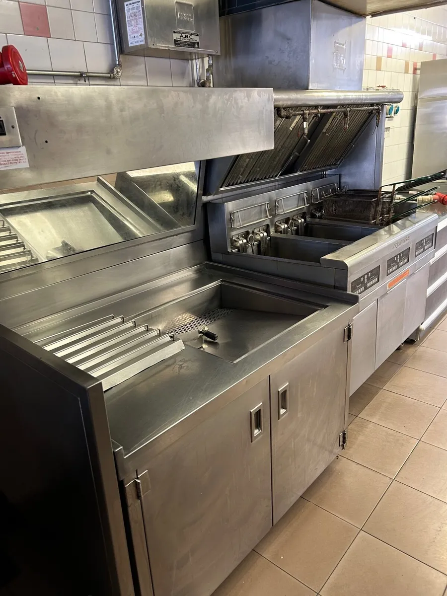 Fast Food Store equipment - Image 1