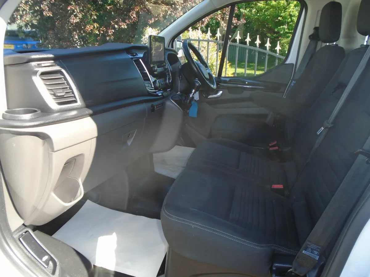 2022 Ford Transit Custom LIMITED LWB 130HP. - Image 4