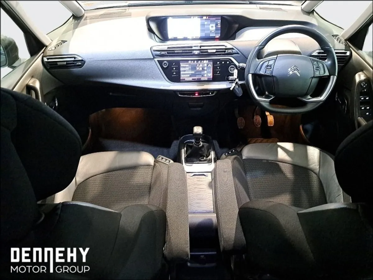 Citroen C4 Picasso Feel Exclusive 7 Seats Bluehdi - Image 3