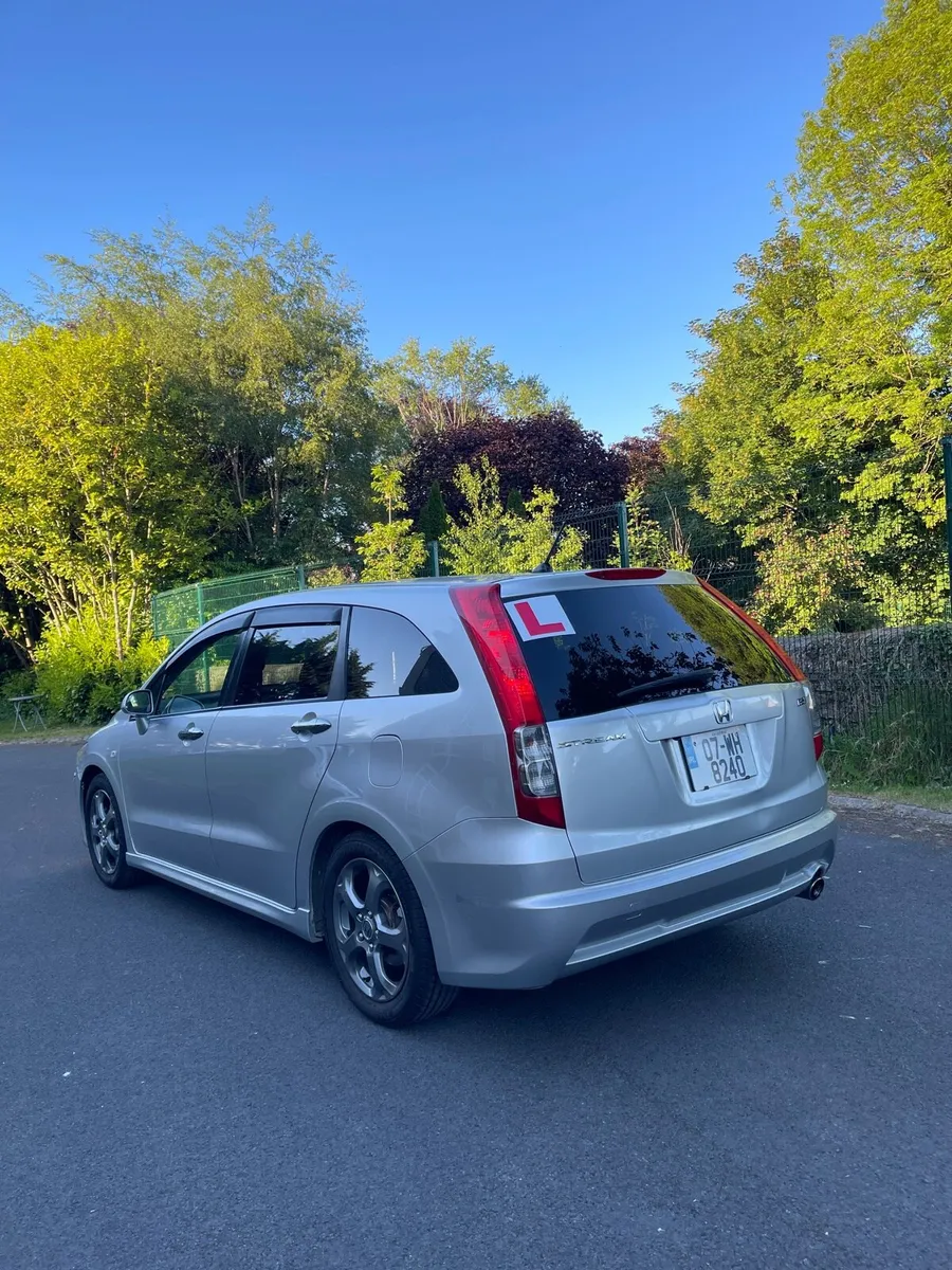 2007 HONDA STREAM RSZ AUTOMATIC LONG NCT AND TAX - Image 3