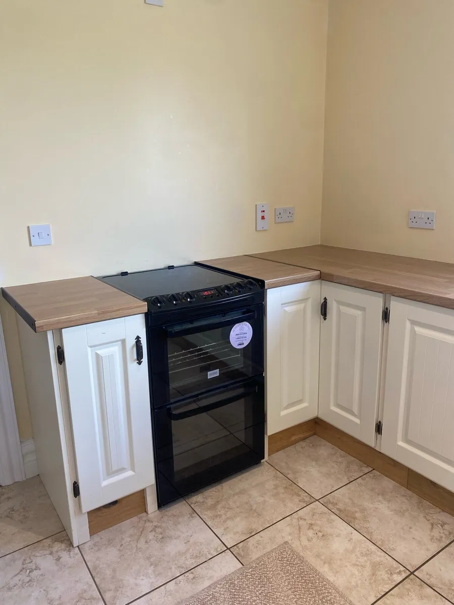 Kitchen - Image 3