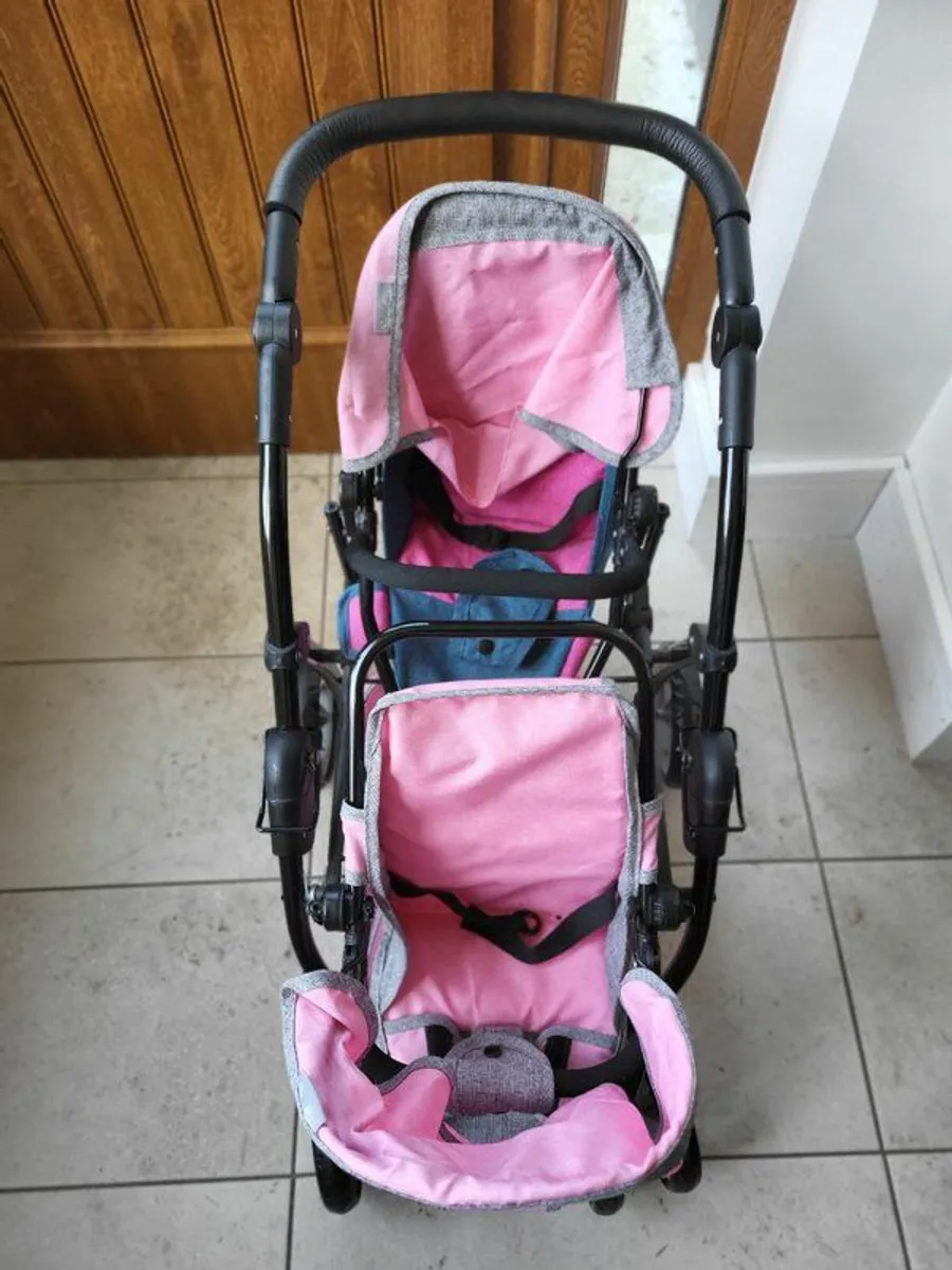 Dolls Double Buggy Excellent Condition Hardly Used - Image 4