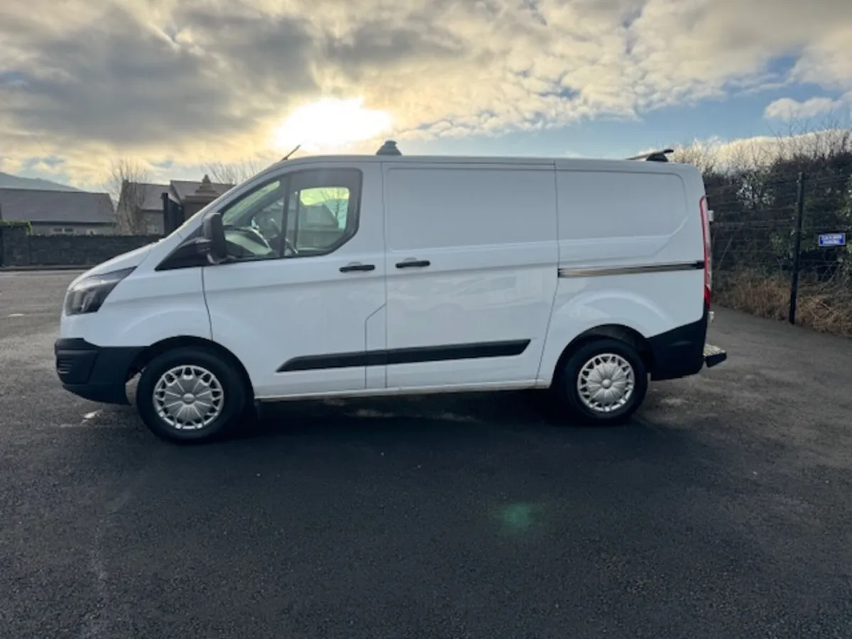 Ford Transit Custom - Northern Ireland Registered - Image 4