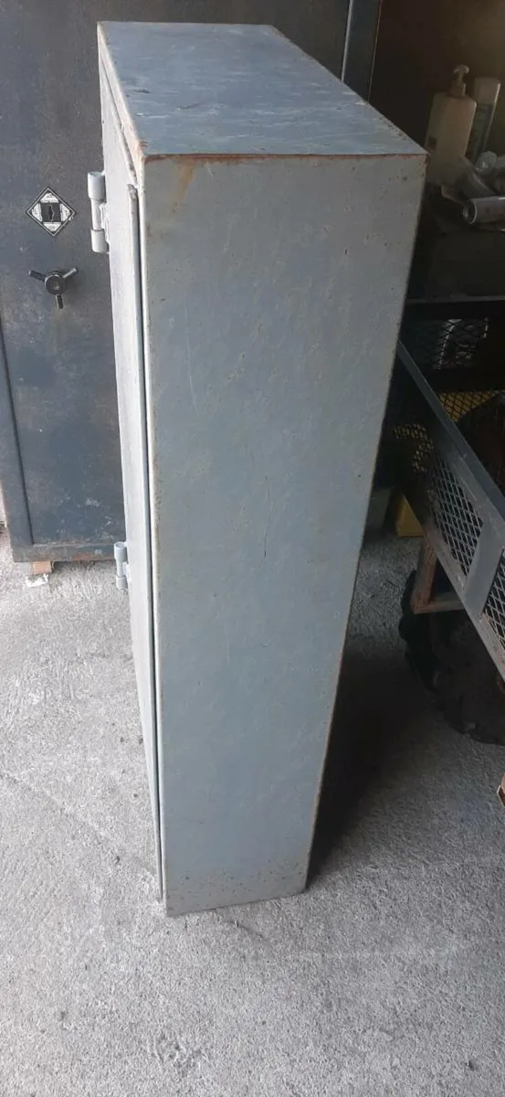 Gun safe cabinet - Image 2
