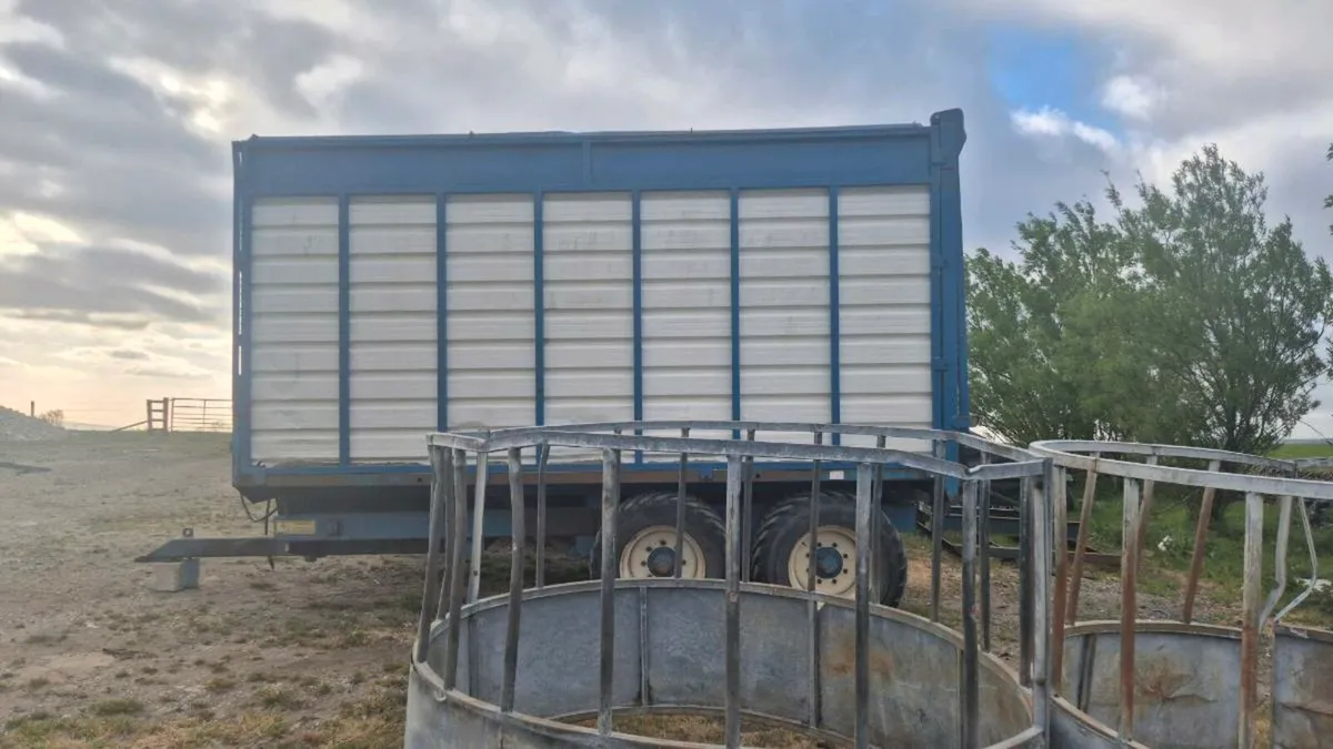 Donnelly Silage Trailer - Image 1