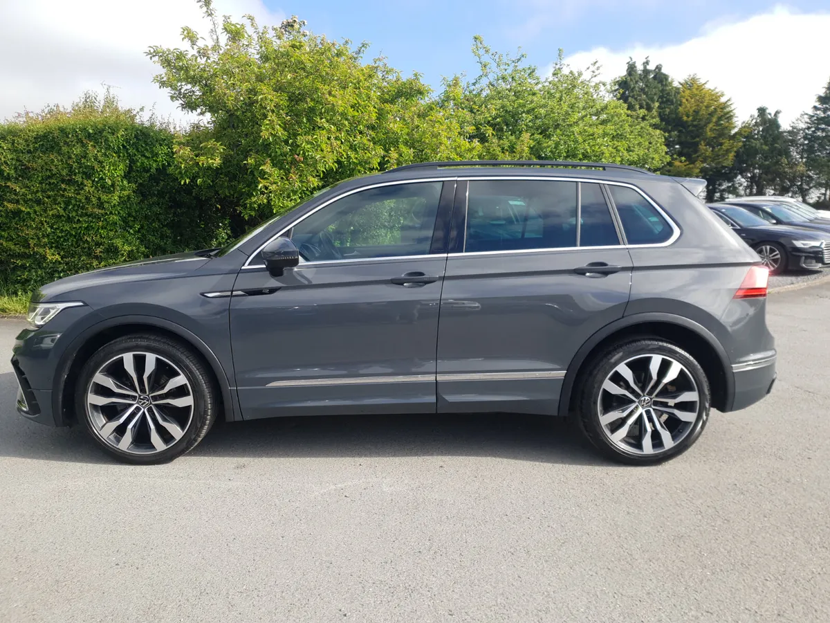 Volkswagen Tiguan 2022 low klms - Image 3