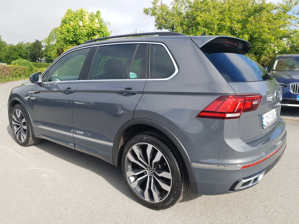 Volkswagen Tiguan 2022 low klms - Image 4