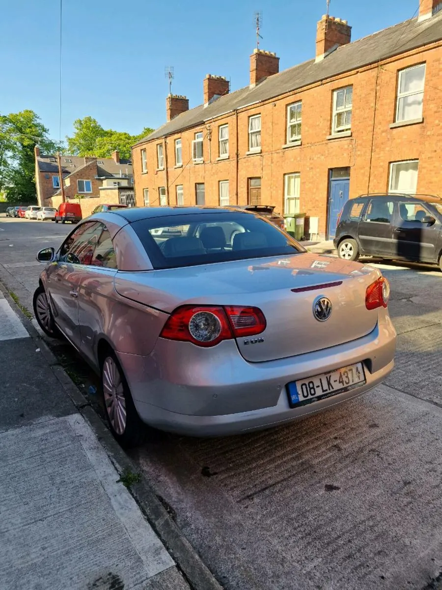 Volkswagen EOS 1.6 petrol - Image 4