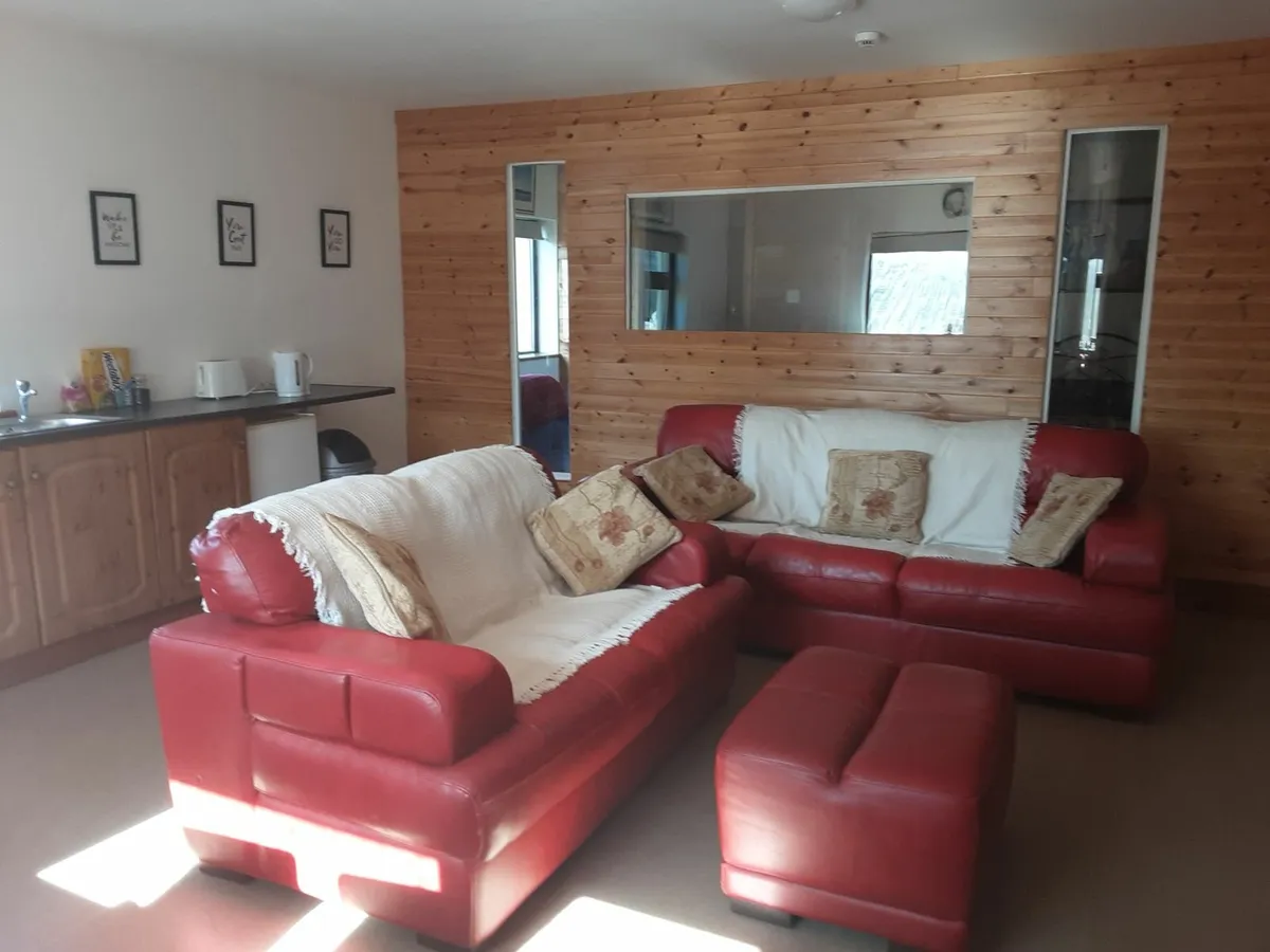 Holiday accommodation - Image 4