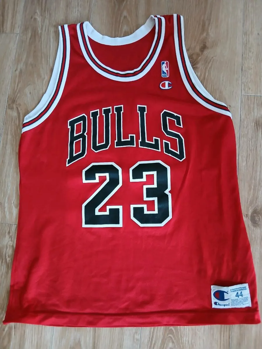 Chicago Bulls jersey - Image 1