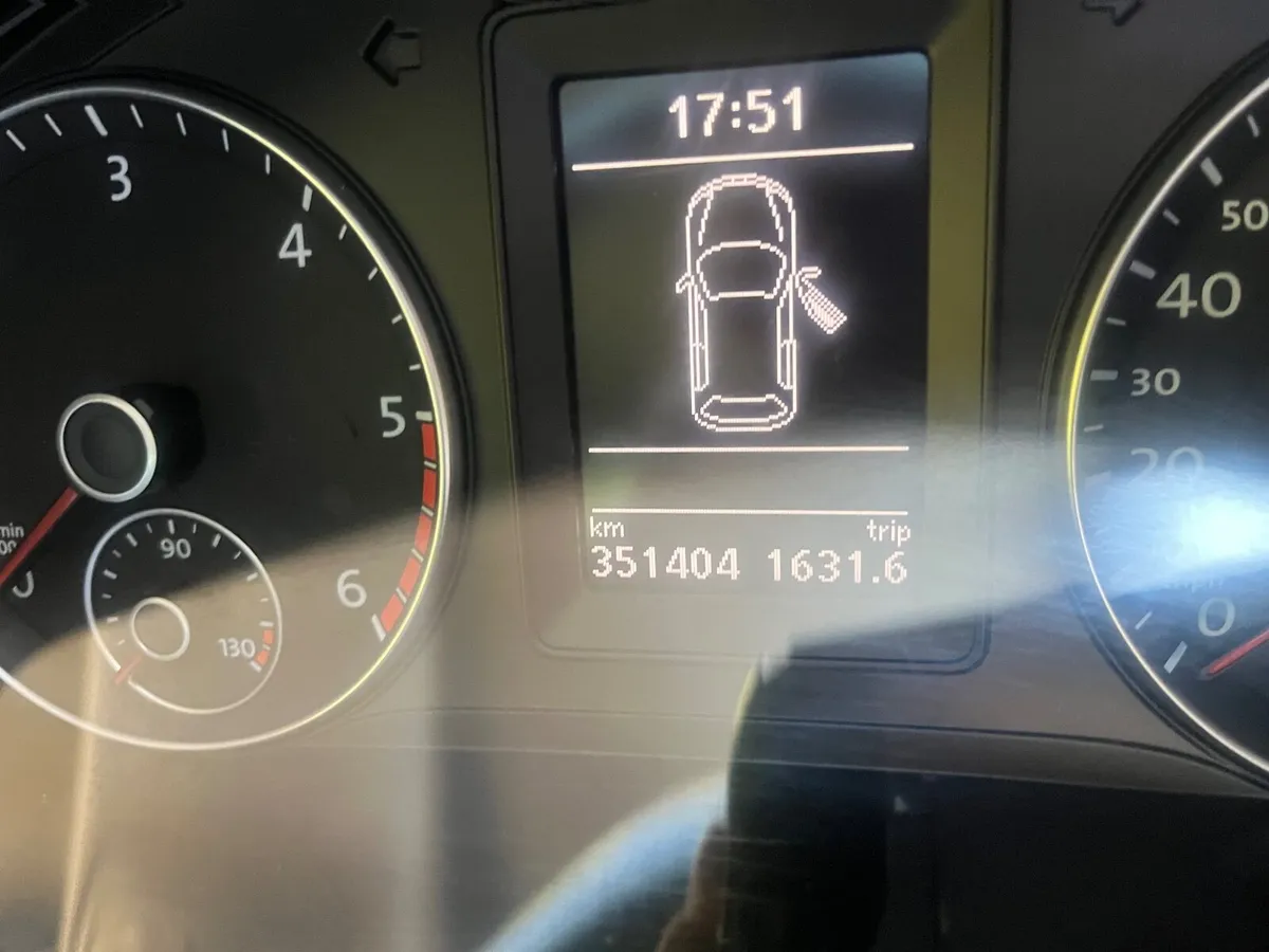 VW Sirecco 2.0 diesel 2010 - Image 3