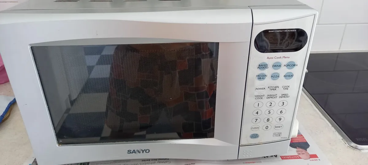 Microwave - Image 3