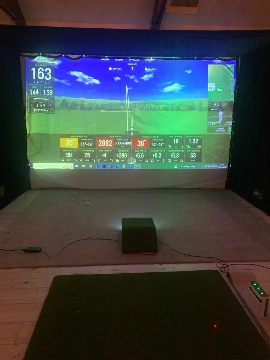 Golfbays Simulator Enclosure and Impact Screen - Image 3