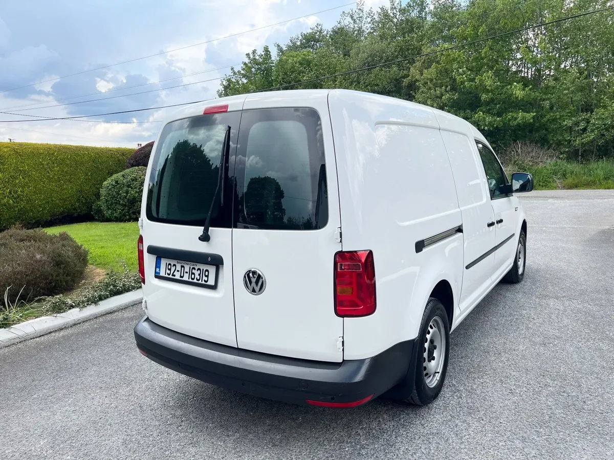 192 Volkswagen Caddy Maxi 2.0TDI - low mileage - Image 4