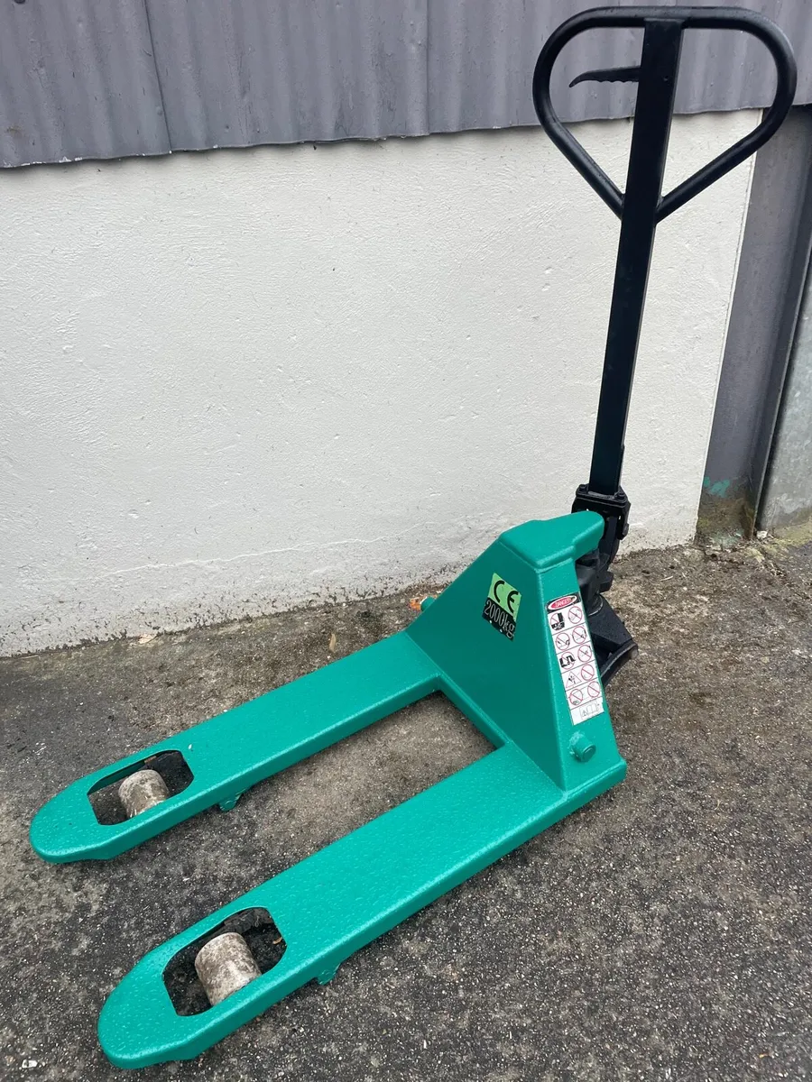 Yale Pallet truck - Image 2