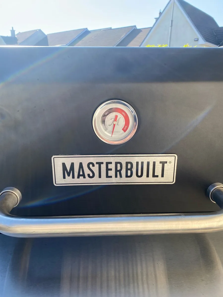 Master Built 800 bbq & smoker - Image 2