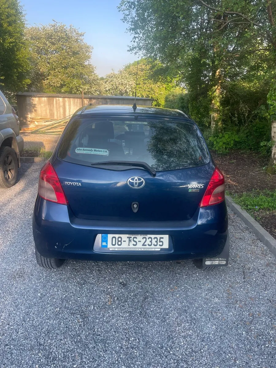 Toyota Yaris - Image 2