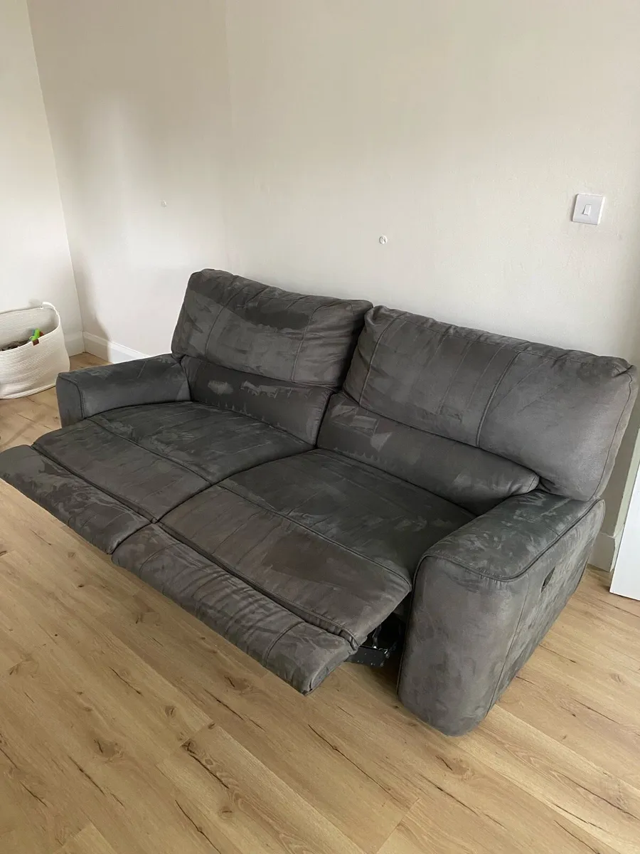 2 Seater Recliner Sofa - Image 1