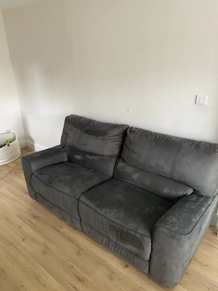 2 Seater Recliner Sofa - Image 2