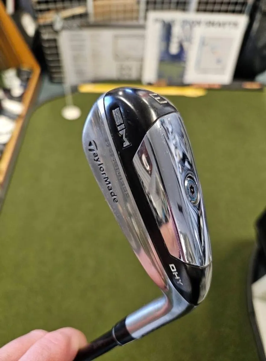 Taylormade Sim DHY 3 Iron - Image 2