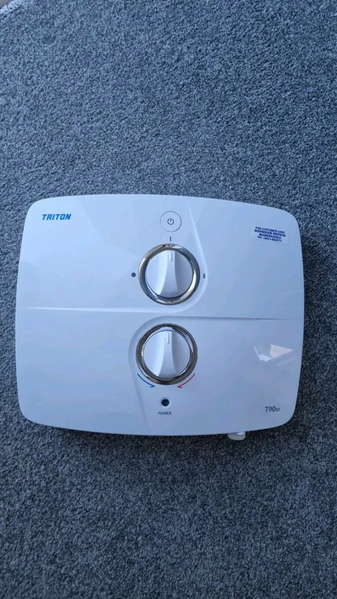 Triton T90sr Electric Shower - Image 1