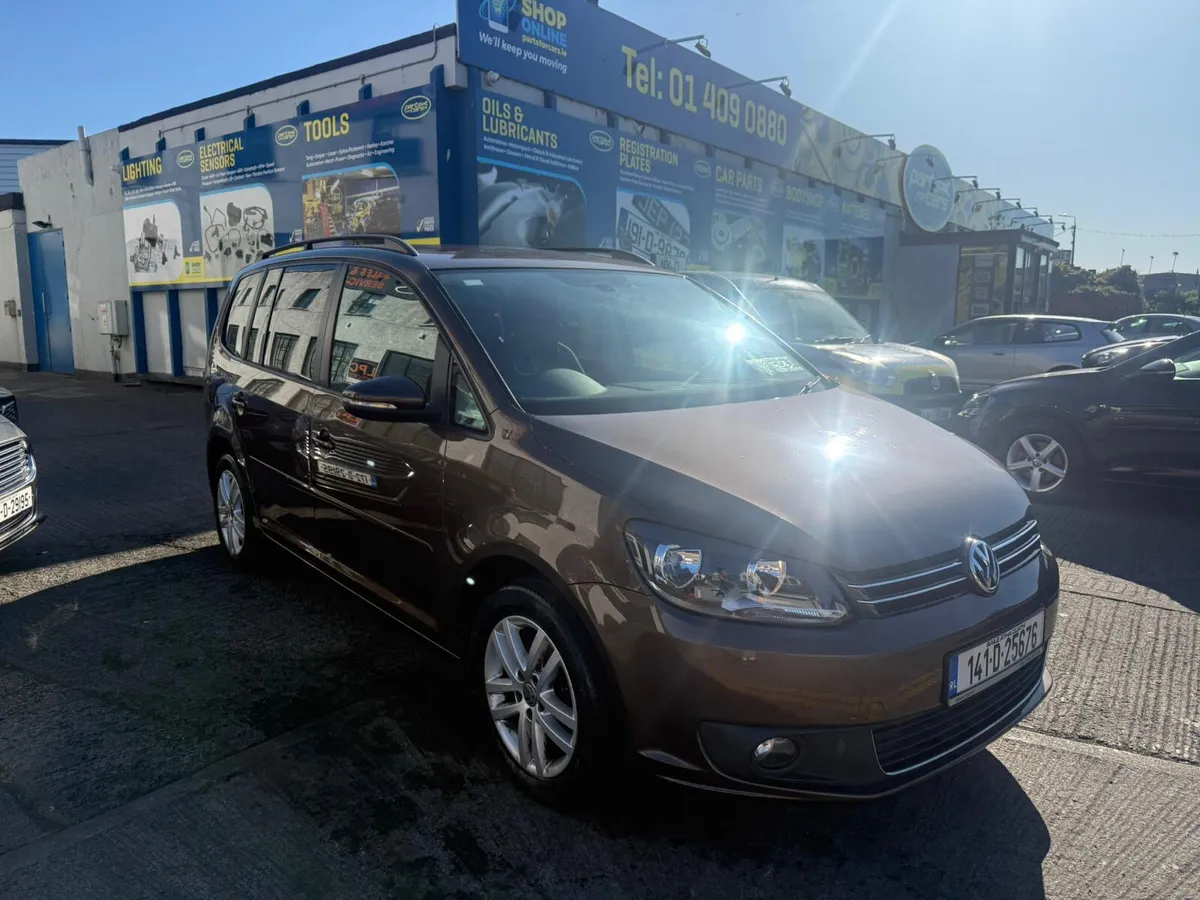 Volkswagen Touran 2014 Low Mileage - Image 4