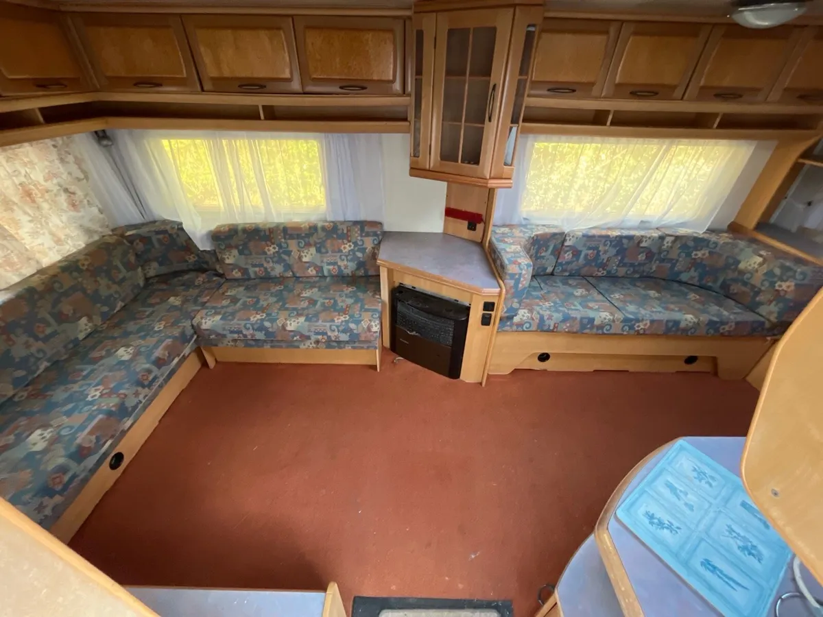 Hobby Caravan - Image 4