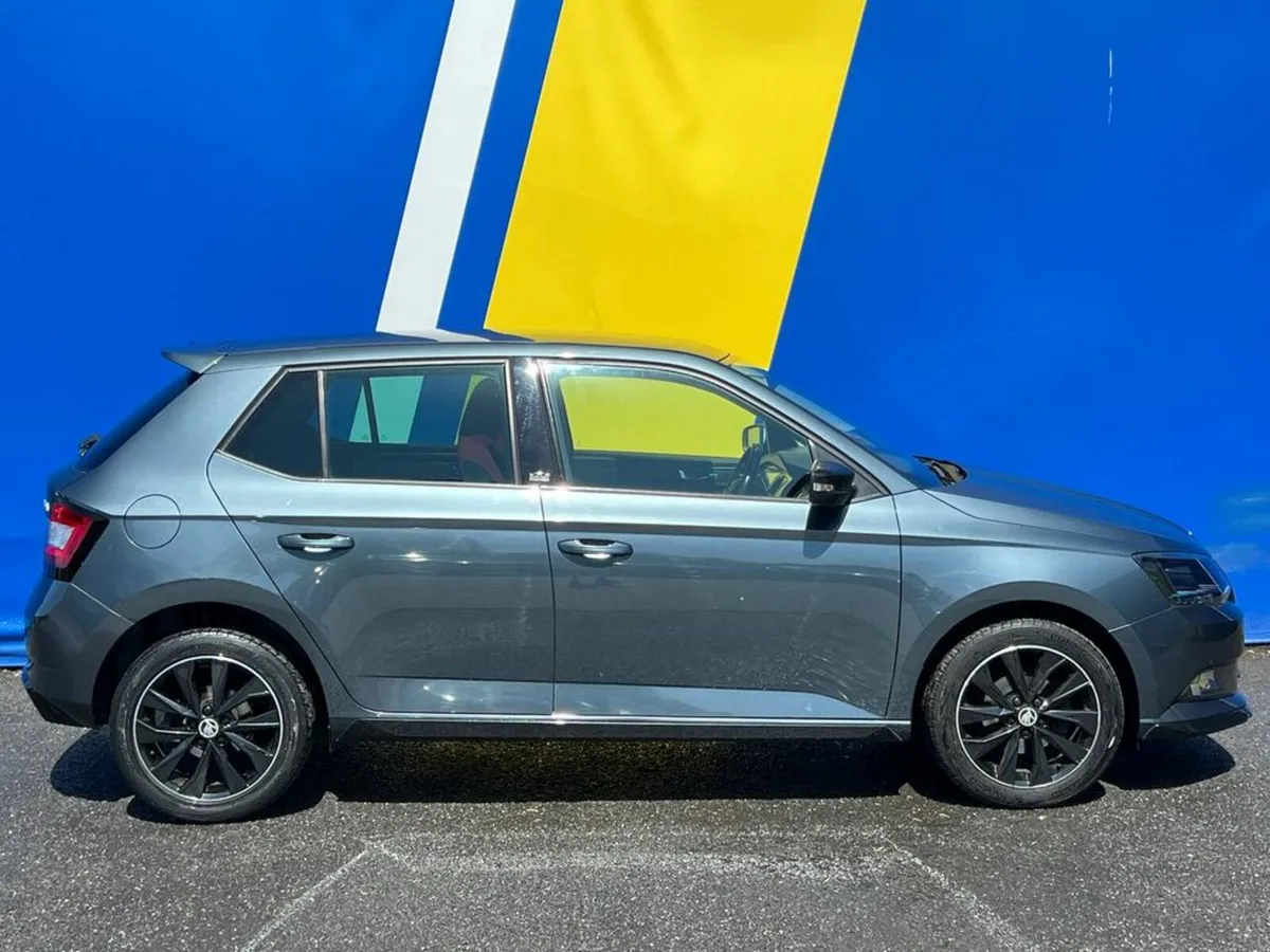 Skoda Fabia MONTE CARLO 1.2 TSI // PANORAMIC SUNRO - Image 3