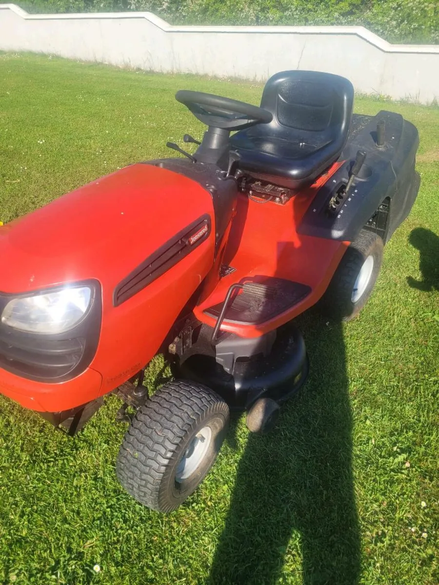 Ride on mower - Image 1
