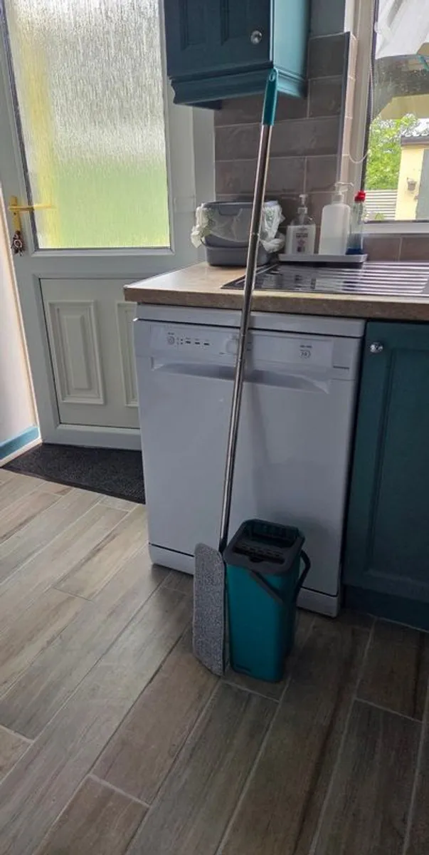 Kitchen - Image 2