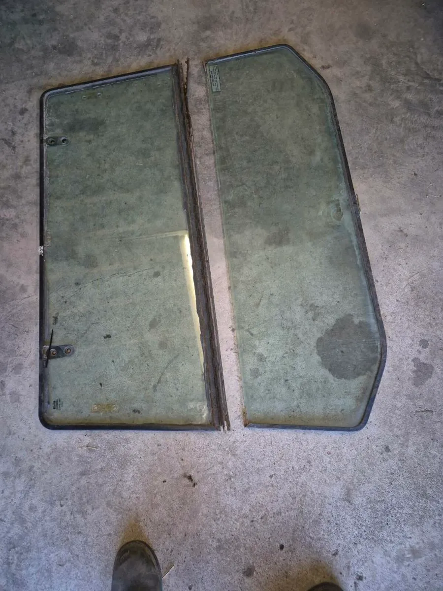 Ford window