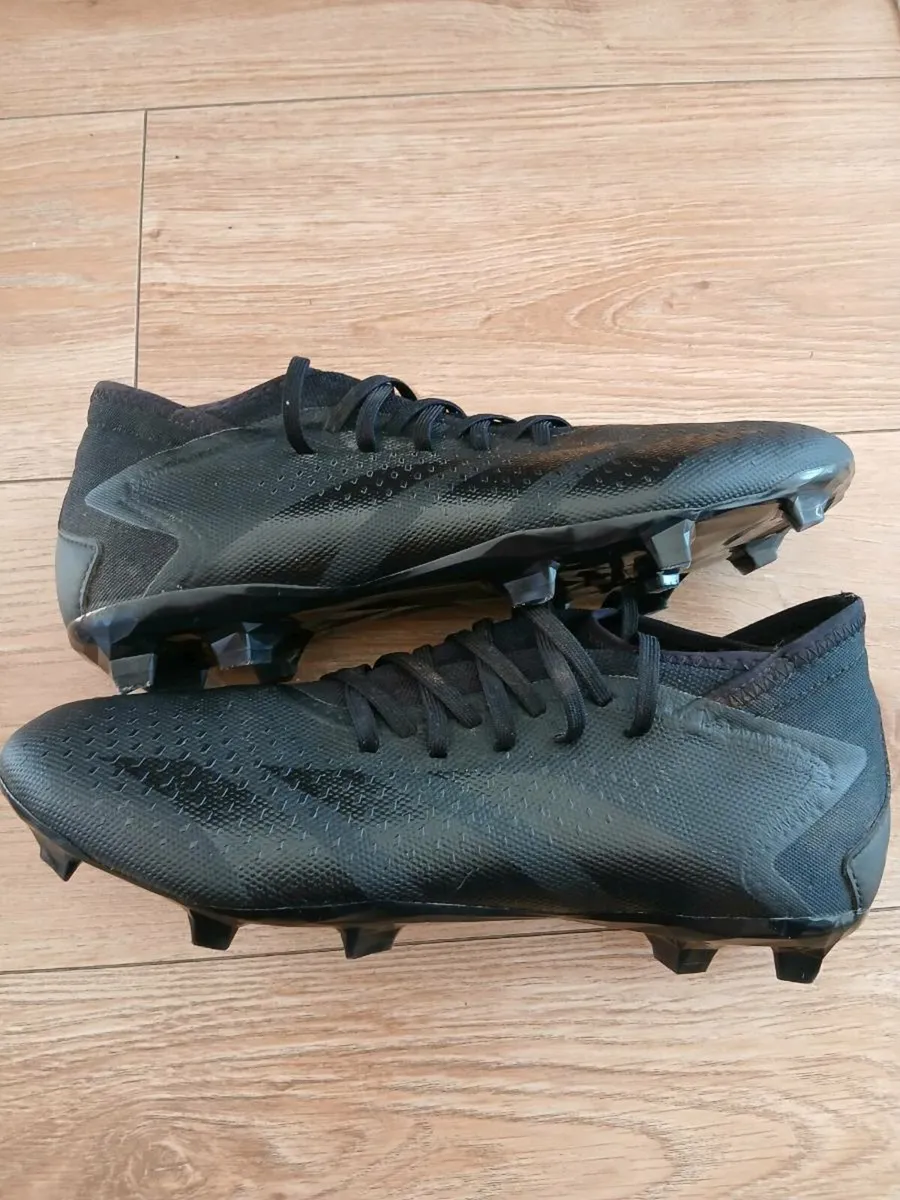 Soccer boots - Image 1