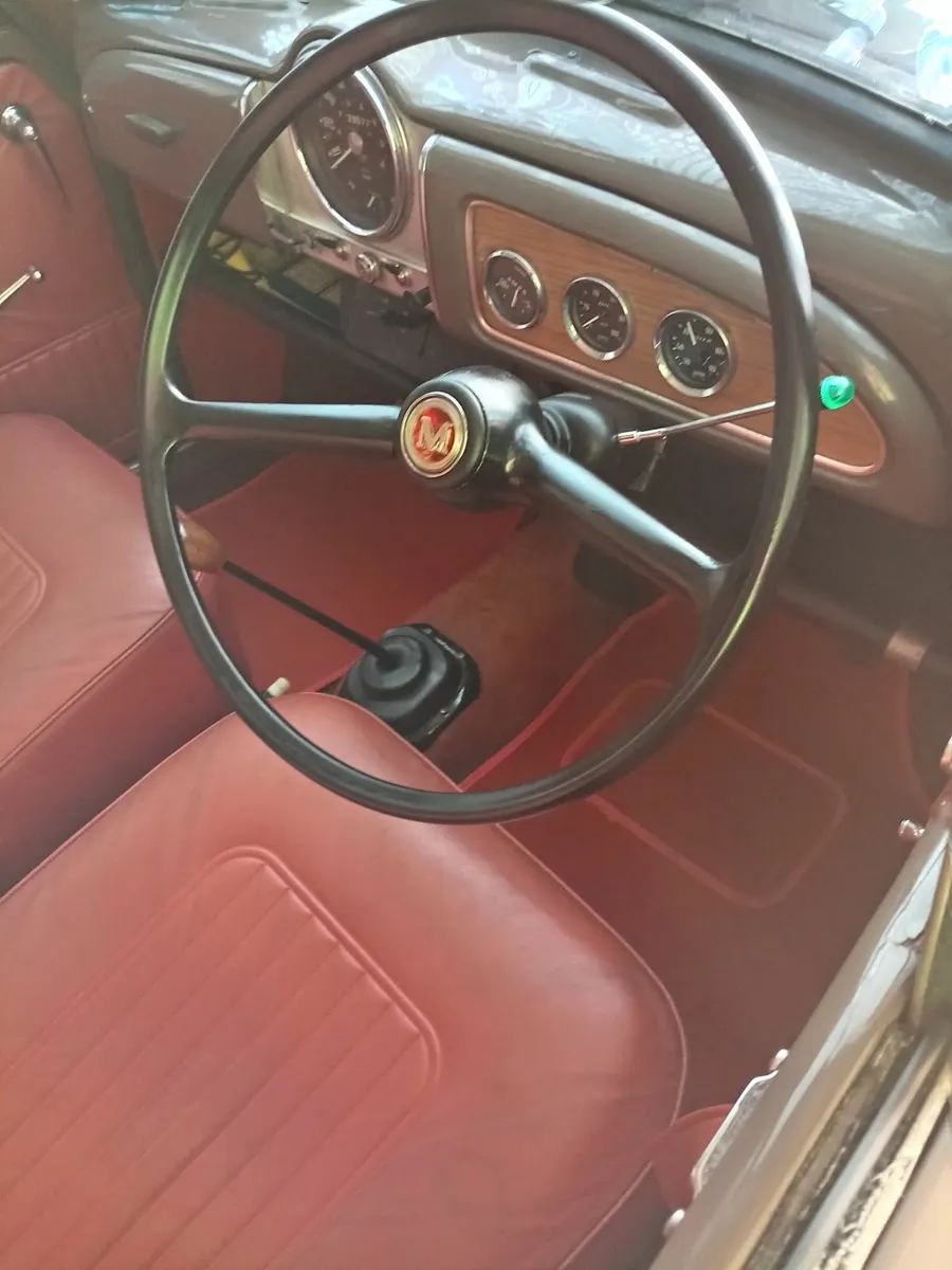 Morris minor 1968 - Image 2