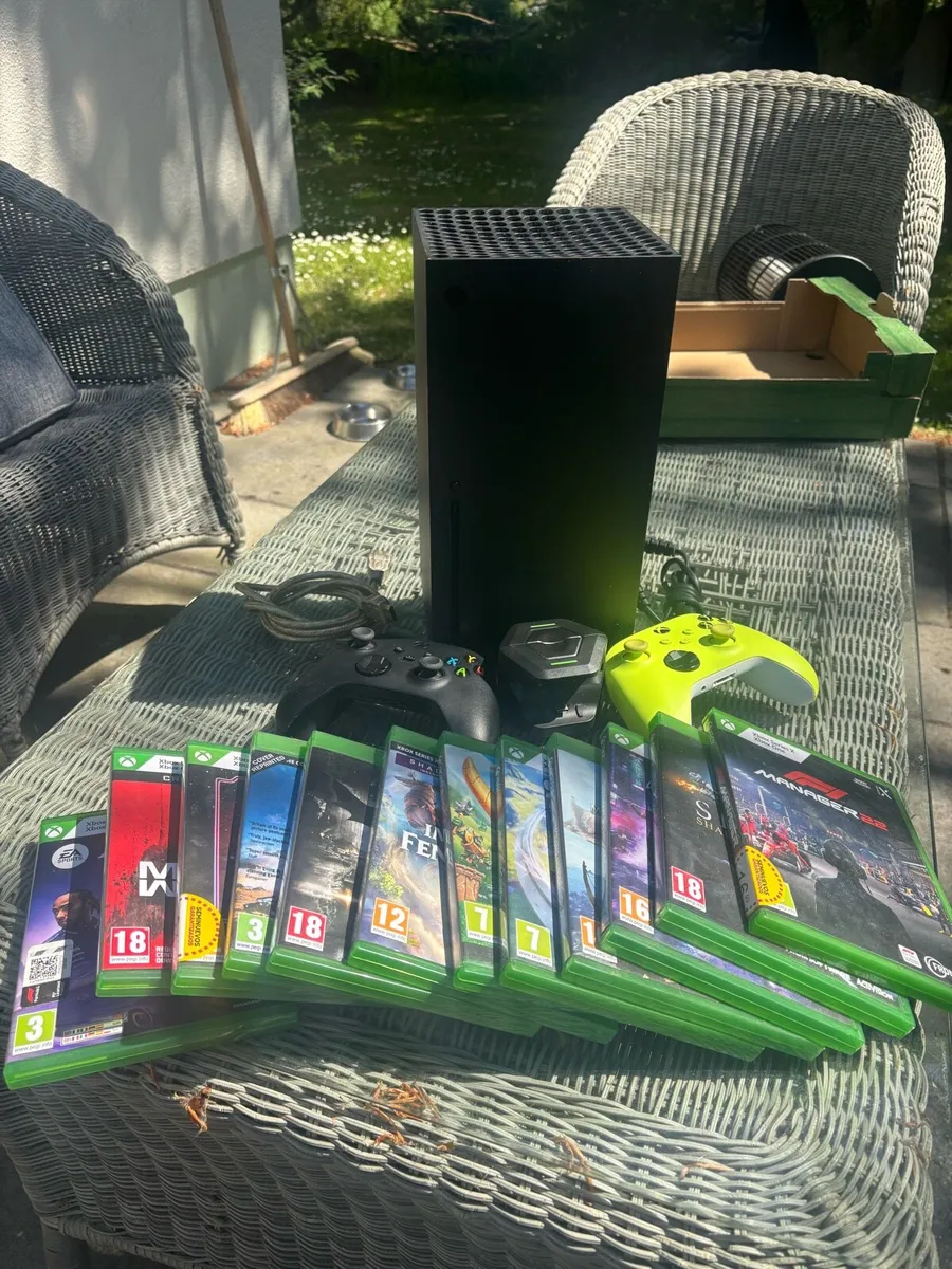 Xbox X 1 tb Package - Image 1