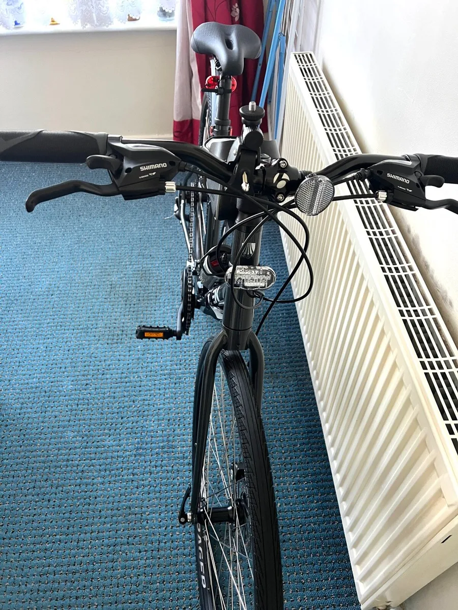 TREK Mountain Bike (L) brand new - 7 speed - Image 2