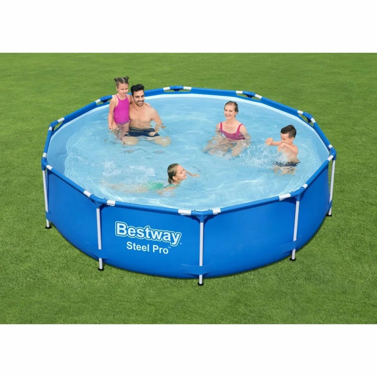Outdoor Pool - Image 3