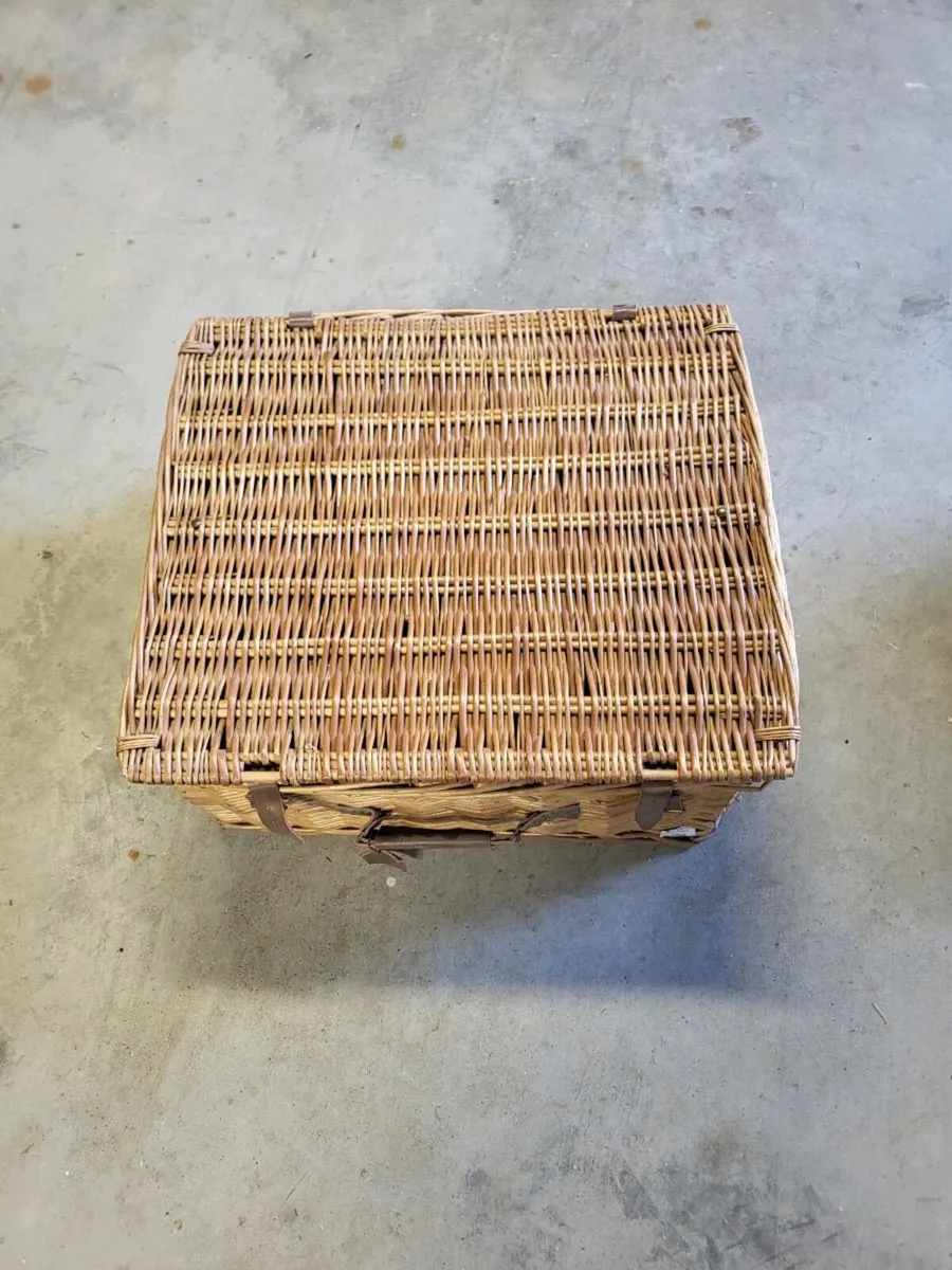 Hamper basket - Image 1