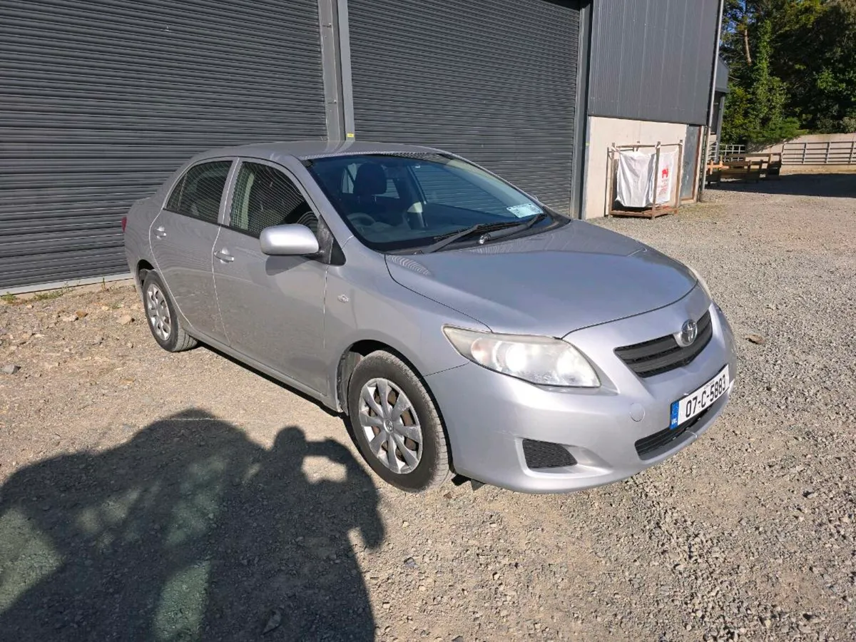 Toyota Corolla - Image 3
