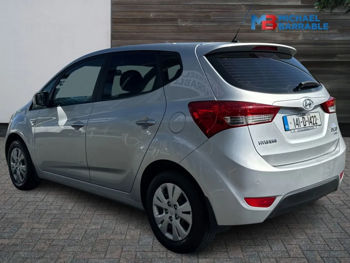 Hyundai ix20 Deluxe 4DR - Image 4