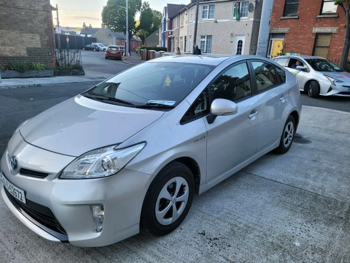 Car - Image 2