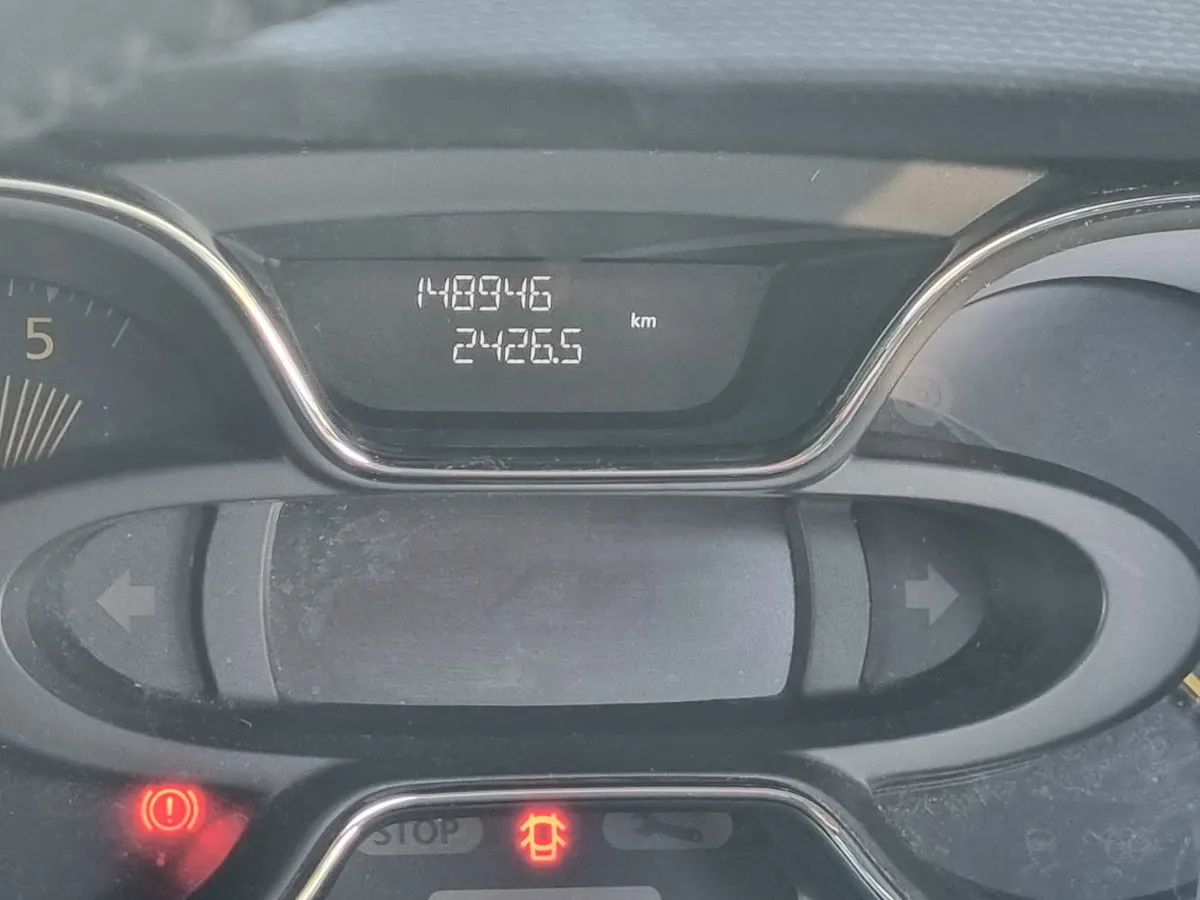Renault Captur 1.5 Diesel 2015 - Image 4