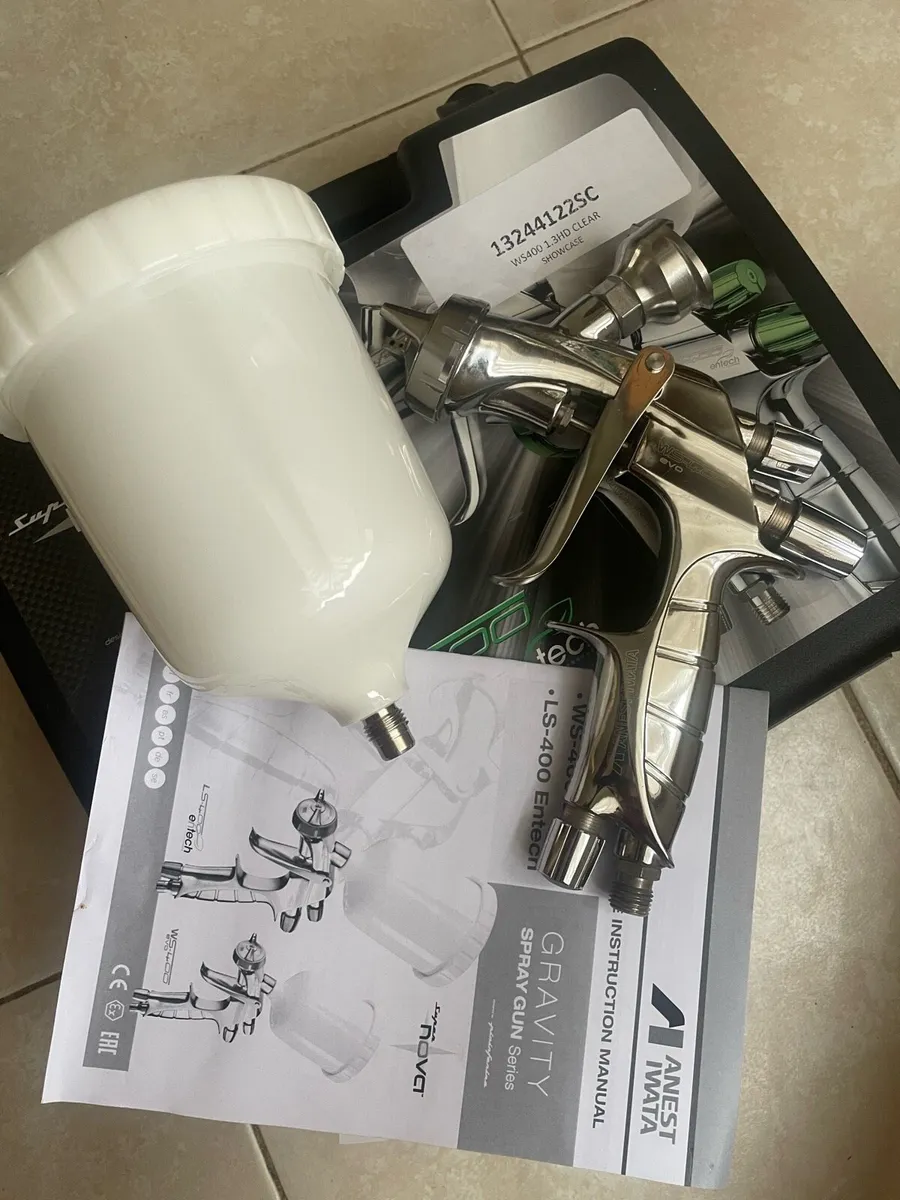 Spray gun - Image 1