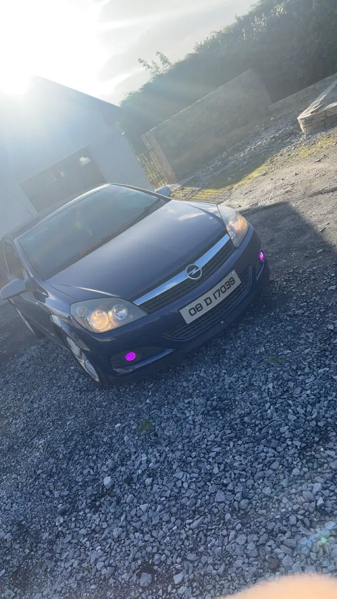 Opel astra 1.4 2008 - Image 2