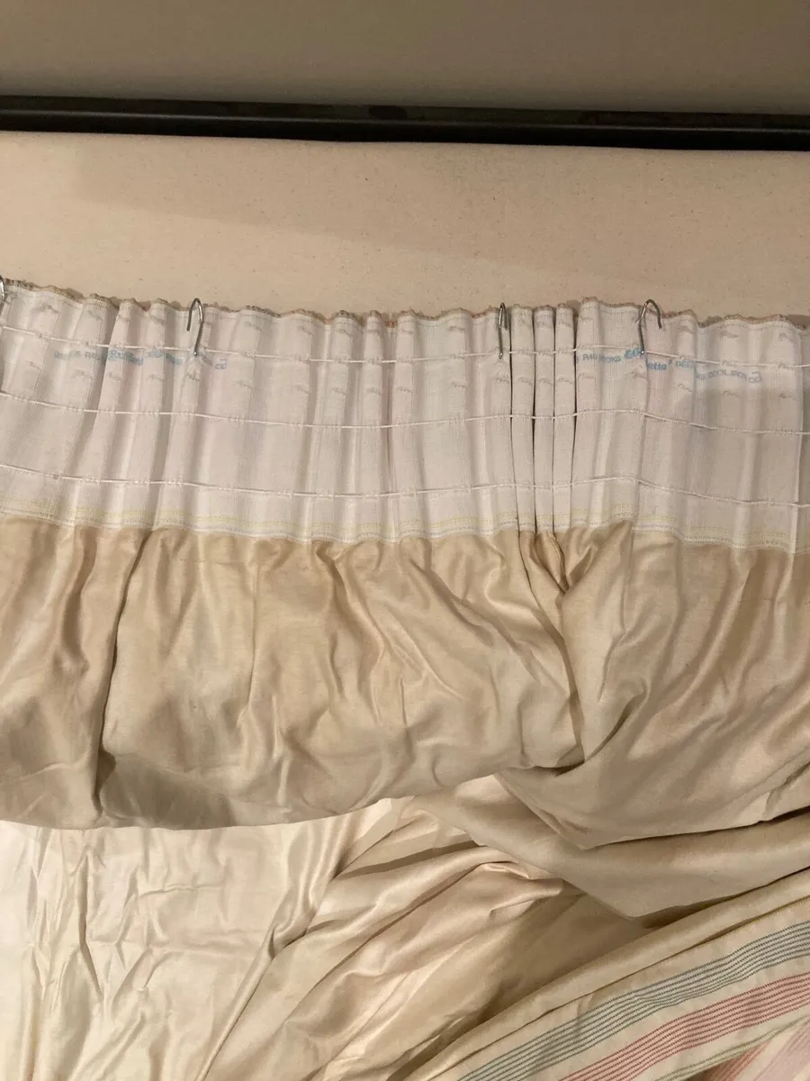Pair of curtains - Image 3