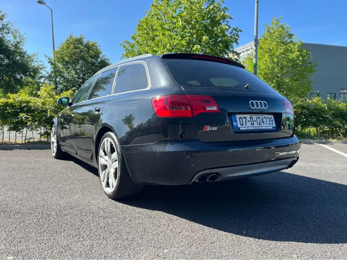 Audi S6 5.2l V10 Quattro Auto 5DR  full Audi Serv - Image 3