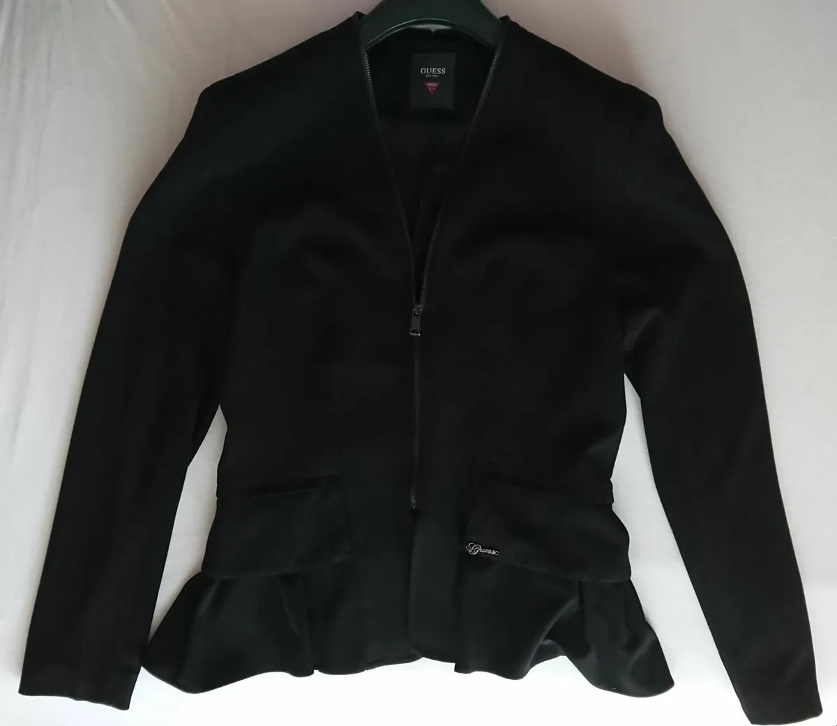 Genuine Guess jacket UK12 - Image 2